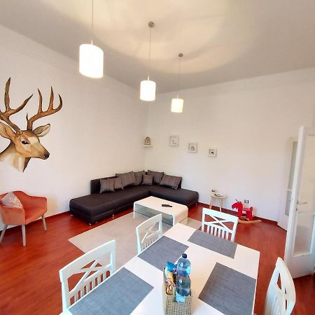 Deak Apartman Шопрон Экстерьер фото