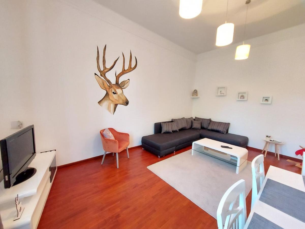 Deak Apartman Шопрон Экстерьер фото